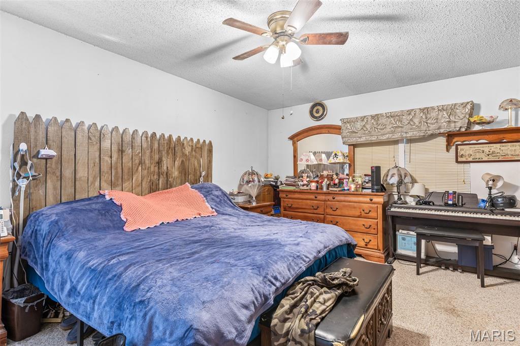 Warnes M W - Residential