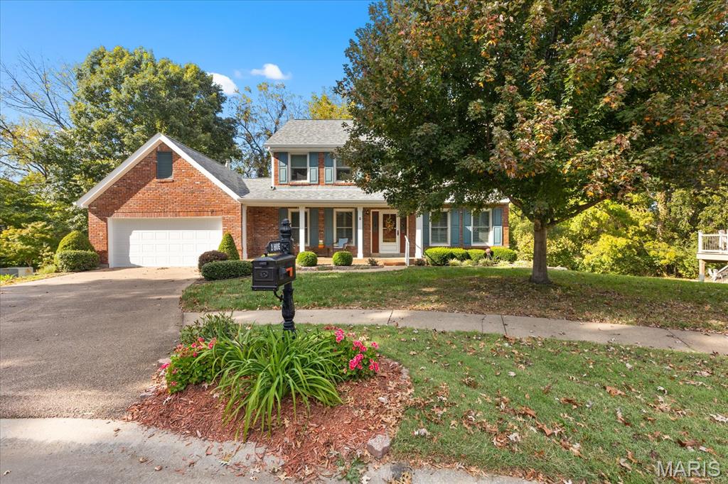 Photo of 2 Hue Court, St Charles, MO 63303 (MLS # 26065655)