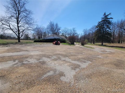 Tiny photo for 905 Mansion Road, Winfield, MO 63389 (MLS # 26014646)