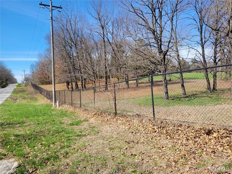 Tiny photo for 905 Mansion Road, Winfield, MO 63389 (MLS # 26014646)