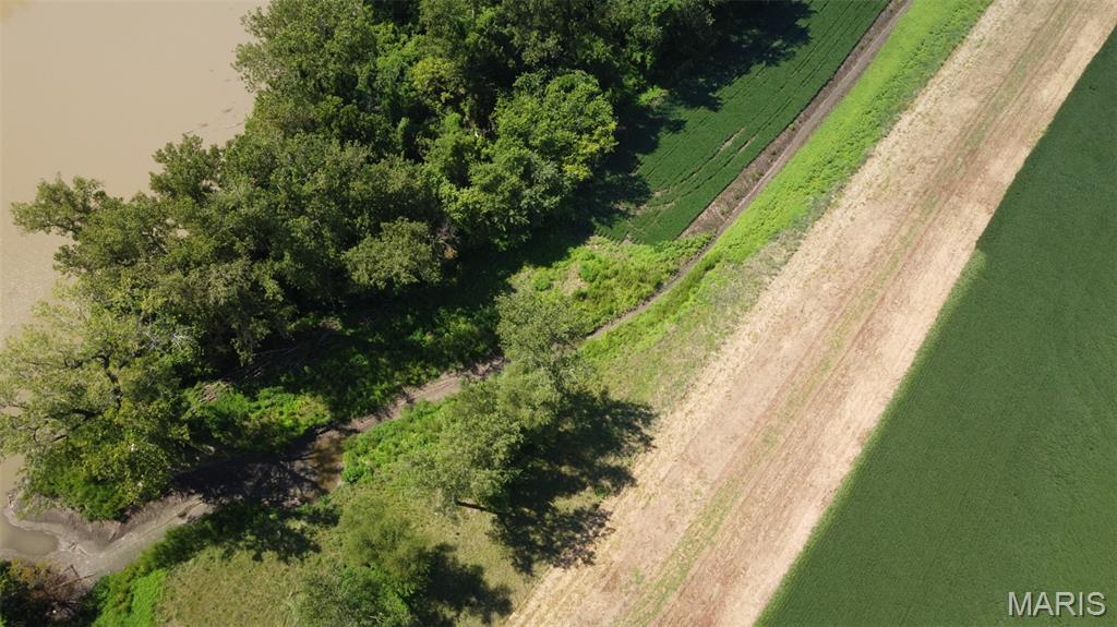 115 +/- Acres West Alton