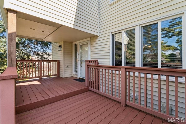 1717 HIGHVIEW CIRCLE CT, BALLWIN, MO 63021 - Image 3bd23b4fecbea6ba47e2b352eb153228/3144854993