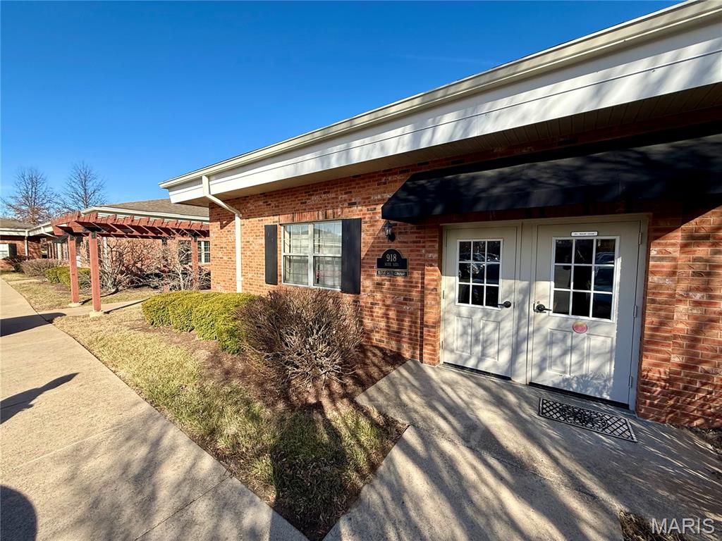 Photo 1 of 3 — 918 Hemsath Road, St Charles, MO 63303