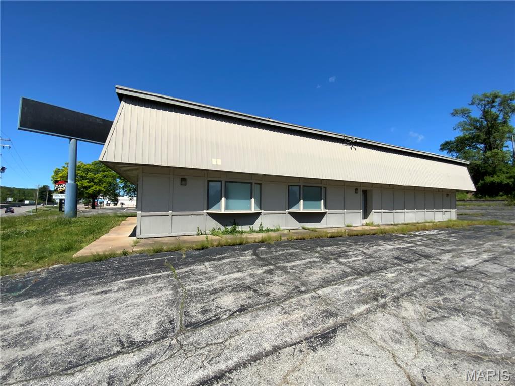 76 Hilltop Village Center Drive