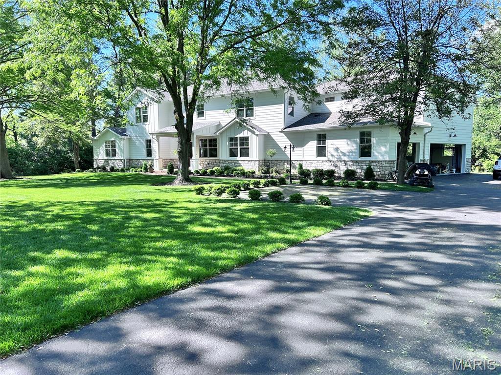 11001 Clayton Road