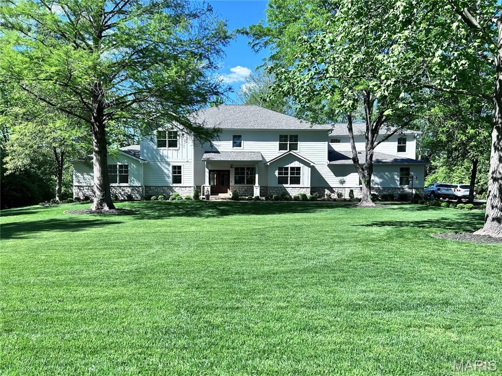 Photo of 11001 Clayton Road, Clayton, MO 63131 (MLS # 26023703)