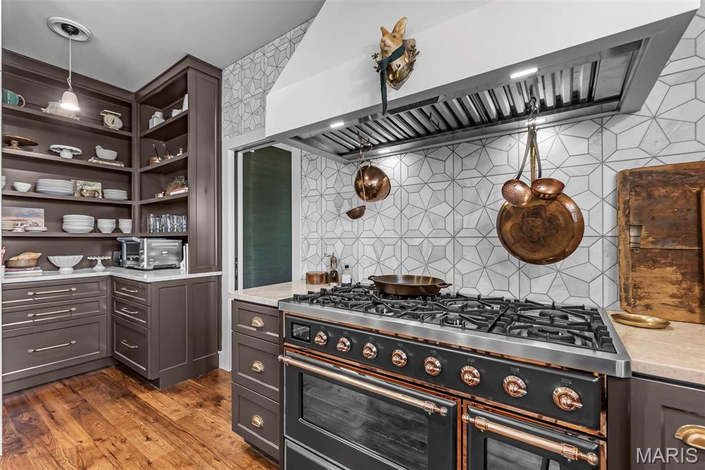 White Oaks - Residential