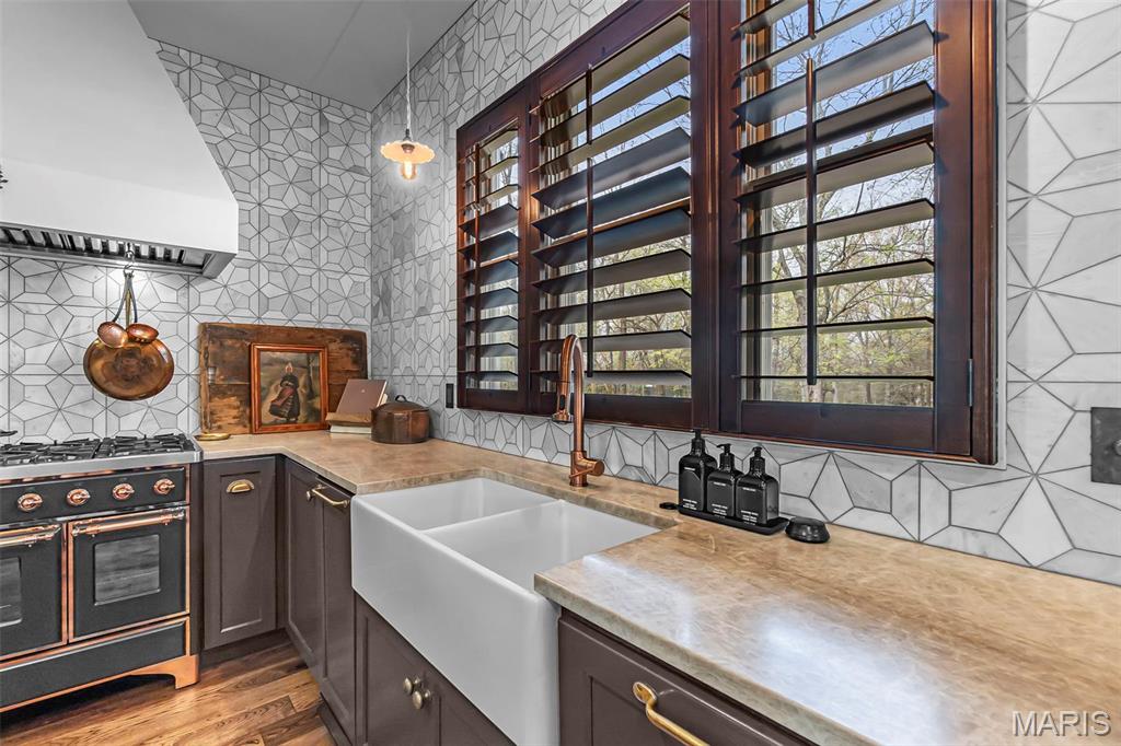 White Oaks - Residential