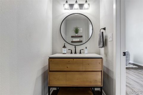Tiny photo for 200 S Kirkwood Road #317, Kirkwood, MO 63122 (MLS # 25067601)