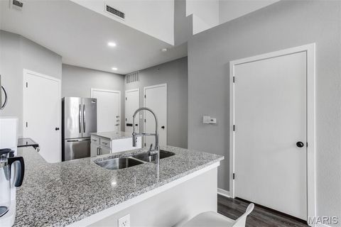 Tiny photo for 200 S Kirkwood Road #317, Kirkwood, MO 63122 (MLS # 25067601)