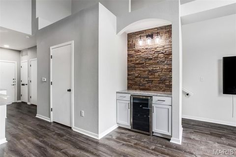 Tiny photo for 200 S Kirkwood Road #317, Kirkwood, MO 63122 (MLS # 25067601)