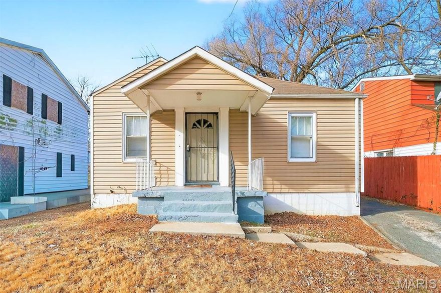 Three Bedroom Ranch Home Featuring Gleaming Hardwood Flooring! Covered Front Porch Entrance leads to Spacious Front Living Room with Overhead Ceiling Fan Lighting and Walls of Windows allowing for Plenty of Natural Light. Updated Eat-In Kitchen with Tons of Cabinetry & Counter Top Space, Brick Veneer Wall Covering, and Gas Stove with Hood! Three Generous Size Bedrooms share Updated Modern Bathroom. Full Unfinished Basement Perfect for Storage or Future Living Space. Enjoy the Coming Spring Season in the Backyard with Two-Car Detached Garage. Call Your Full Time Realtor for Questions or to Schedule Your Showing Today!