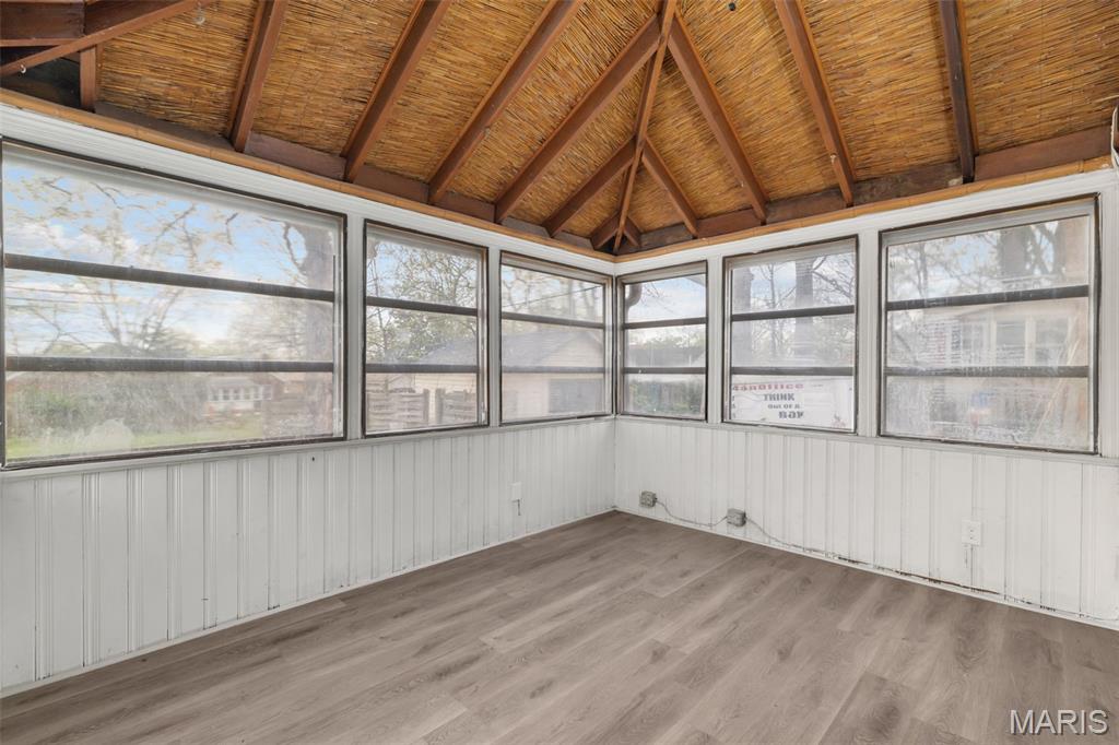 Laughlins Add To Sycamore Hills Re - Residential