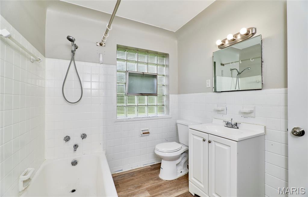 Bellefontaine Place 2 Amd - Residential Lease