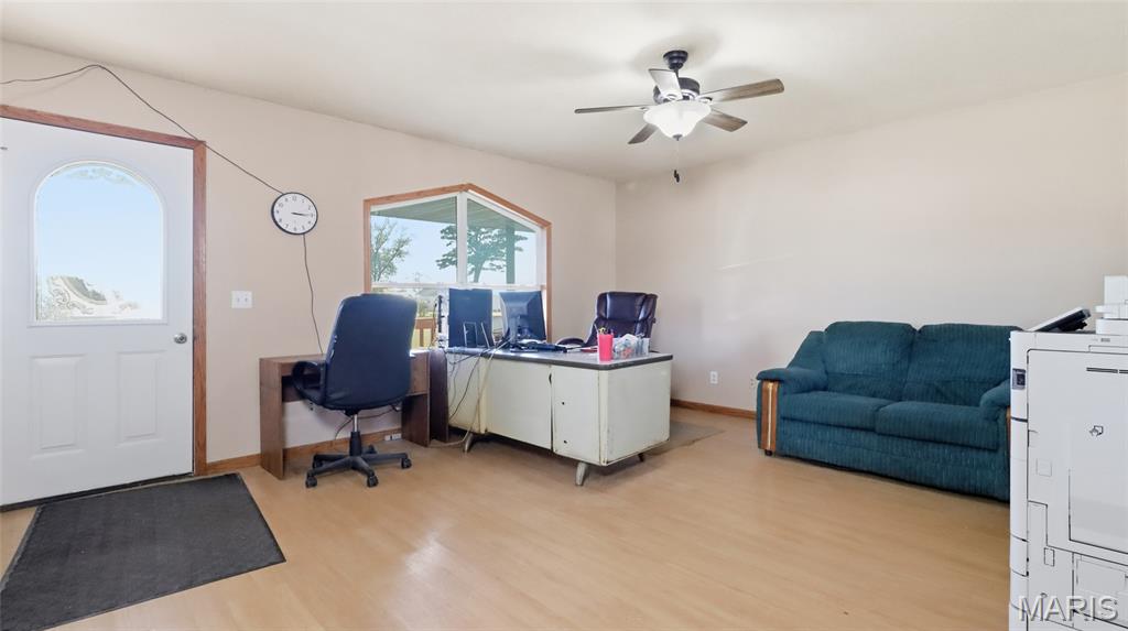 n/a - Commercial Sale