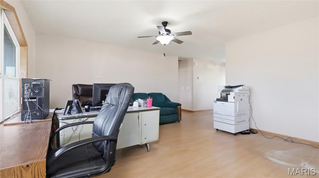 n/a - Commercial Sale