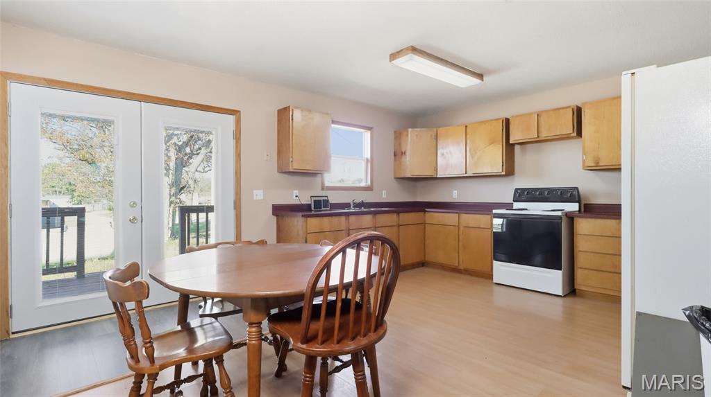 n/a - Commercial Sale