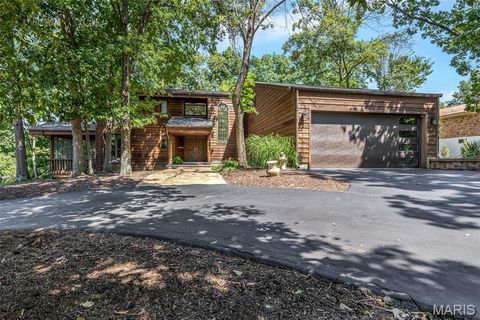 12795 Nanell Lane St Louis MO 63127