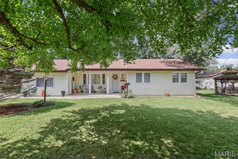 Photo of 613 N Washington Street, Sparta, IL 62286 (MLS # 26056708)