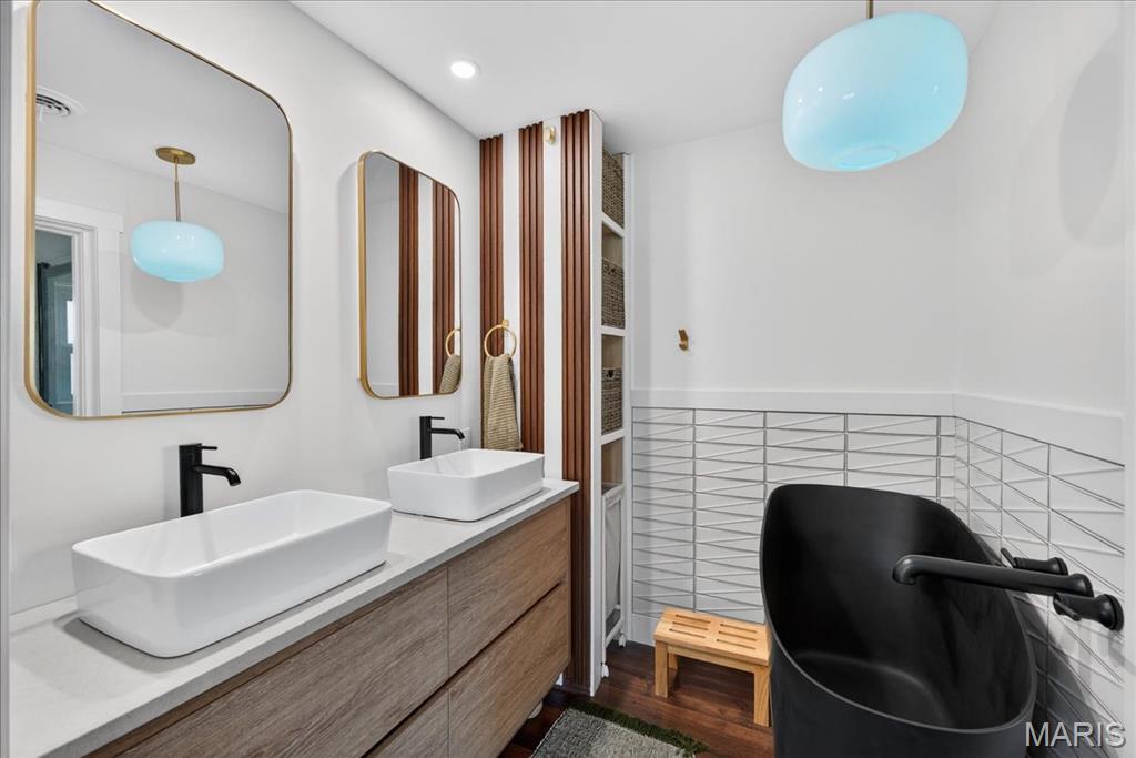 Ambassador Heights - Residential