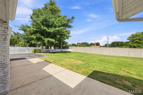 Tiny photo for 165 Saddleford Drive, Chesterfield, MO 63017 (MLS # 26051546)