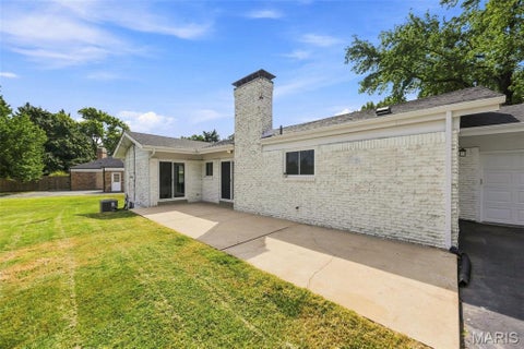 Tiny photo for 165 Saddleford Drive, Chesterfield, MO 63017 (MLS # 26051546)