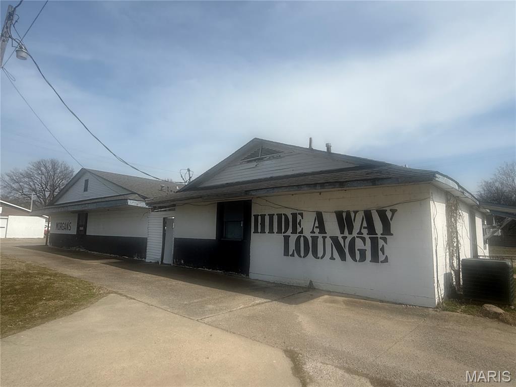 Hunters - Commercial Sale