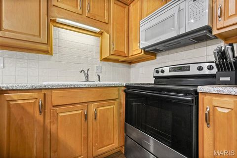 Tiny photo for 1307 Prospect Village Lane #F, Ballwin, MO 63021 (MLS # 26023981)