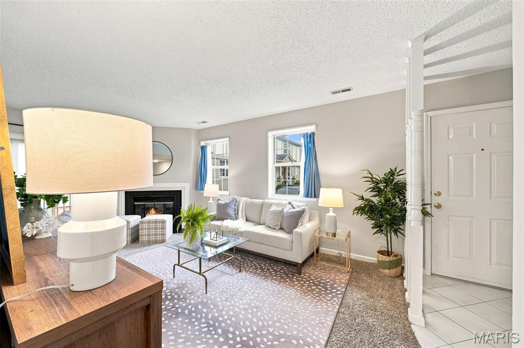 1437 Oriole Place