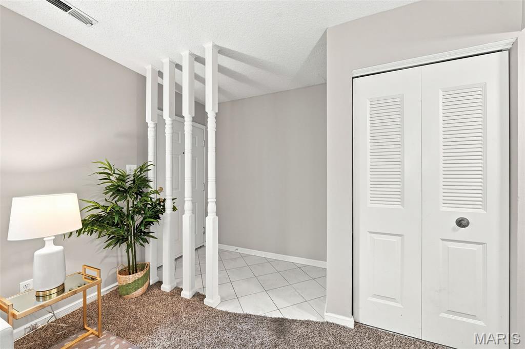 1437 Oriole Place
