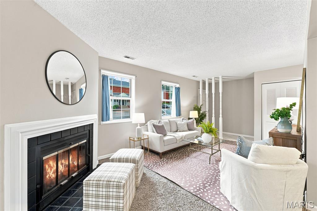 1437 Oriole Place