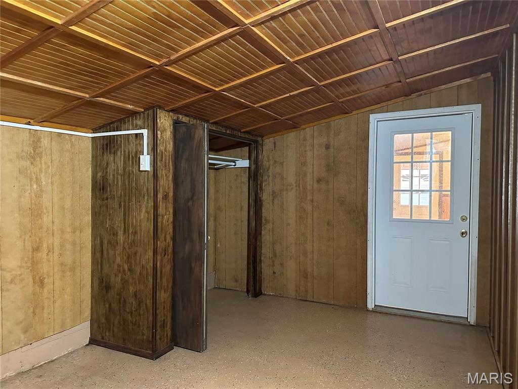 INDIAN HILLS - Residential