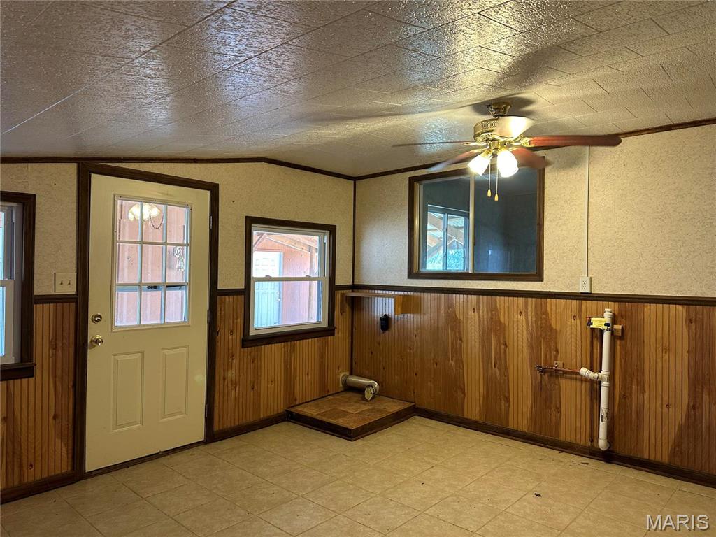 INDIAN HILLS - Residential