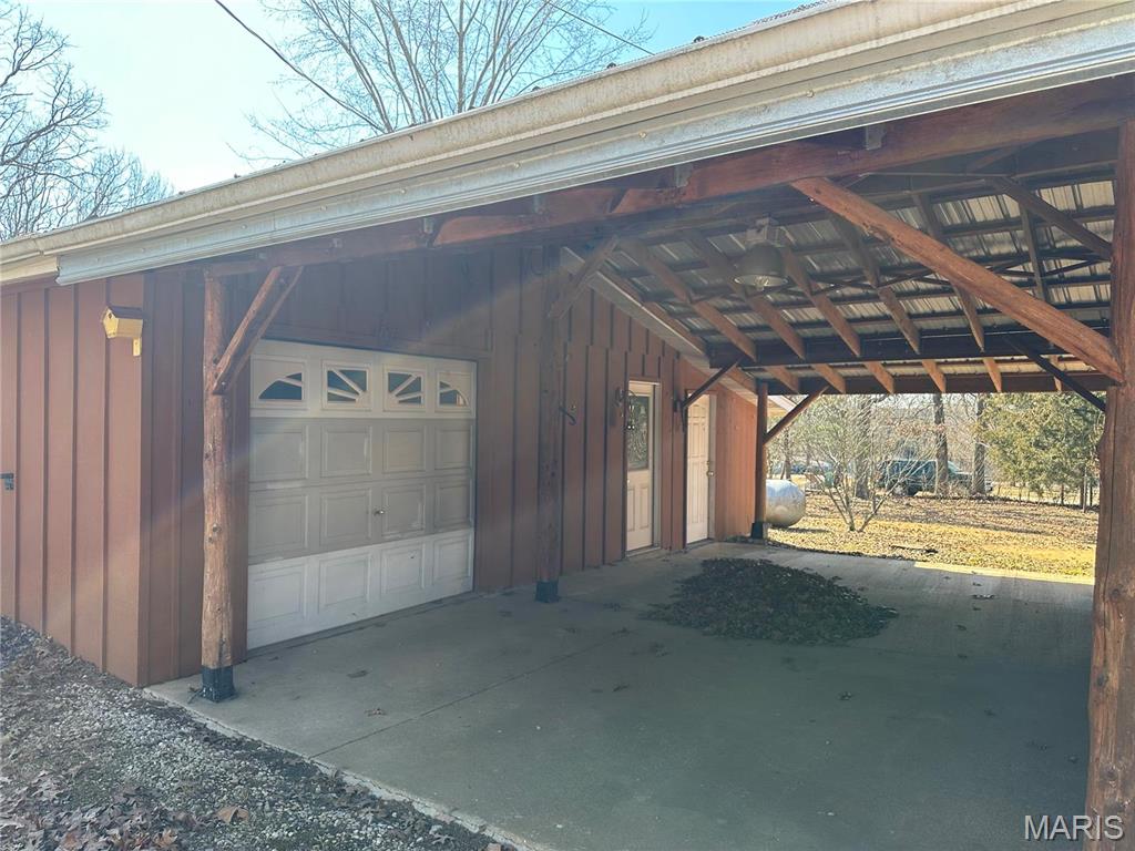 INDIAN HILLS - Residential