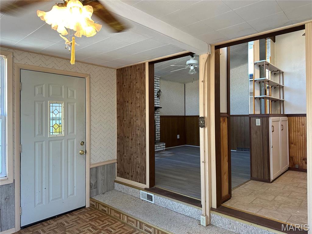 INDIAN HILLS - Residential