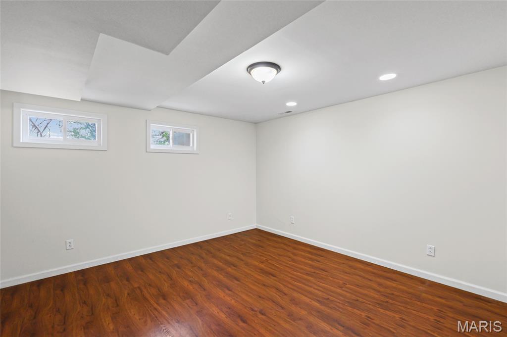 Shadows 04 - Residential