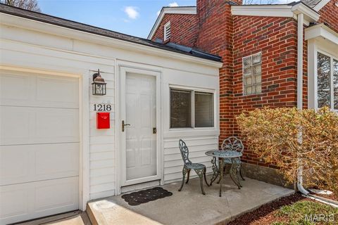 Tiny photo for 1218 Culverhill Drive, Webster Groves, MO 63119 (MLS # 26018215)