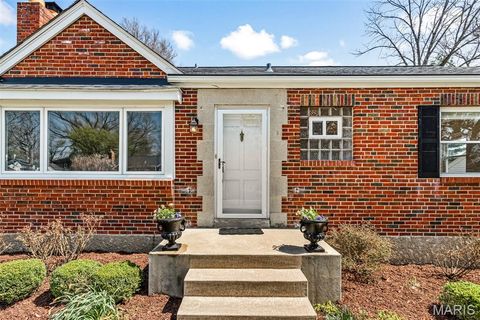 Tiny photo for 1218 Culverhill Drive, Webster Groves, MO 63119 (MLS # 26018215)