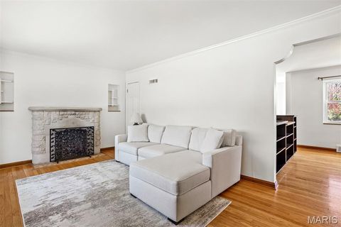 Tiny photo for 1218 Culverhill Drive, Webster Groves, MO 63119 (MLS # 26018215)