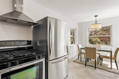 Tiny photo for 1218 Culverhill Drive, Webster Groves, MO 63119 (MLS # 26018215)