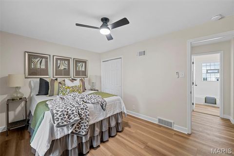 Tiny photo for 6870 Foxcroft Drive, St Louis, MO 63123 (MLS # 25069995)