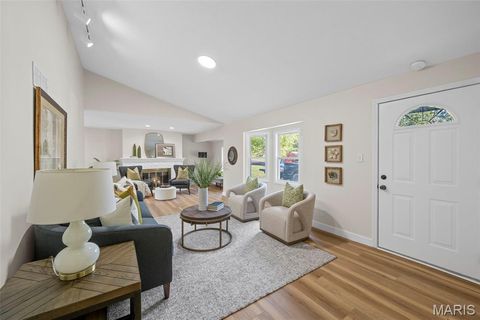 Tiny photo for 6870 Foxcroft Drive, St Louis, MO 63123 (MLS # 25069995)