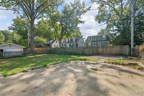 Tiny photo for 6870 Foxcroft Drive, St Louis, MO 63123 (MLS # 25069995)