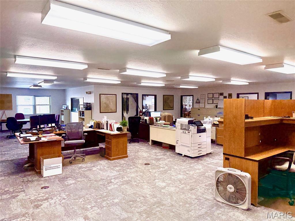 Farmington Executive Park - Commercial Sale