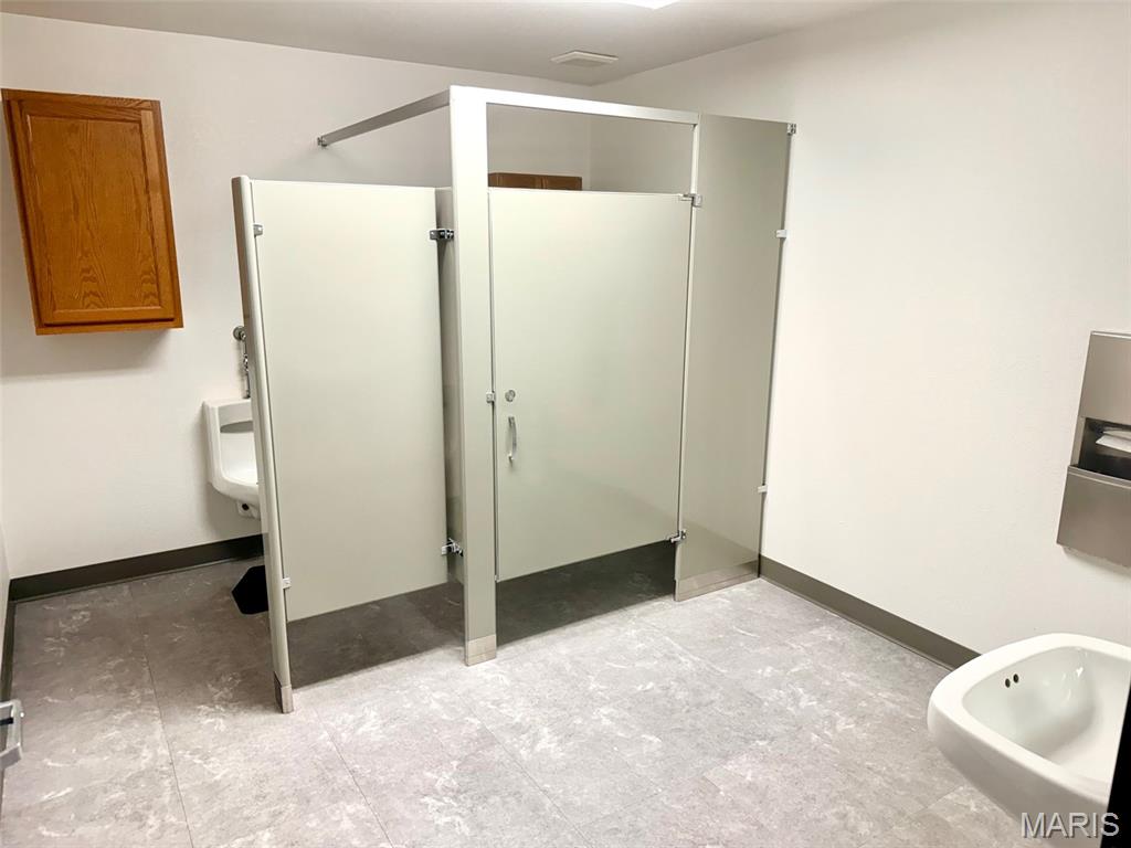 Farmington Executive Park - Commercial Sale