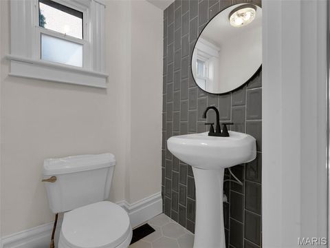 Tiny photo for 1901 Allen Avenue, St Louis, MO 63104 (MLS # 26033661)