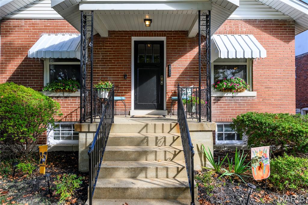 6811 Marquette Avenue