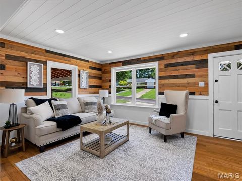 Tiny photo for 7065 Foxcroft Drive, St Louis, MO 63123 (MLS # 26029971)