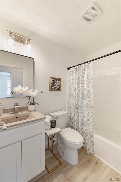 Fox Lake Meadows 1 - Residential