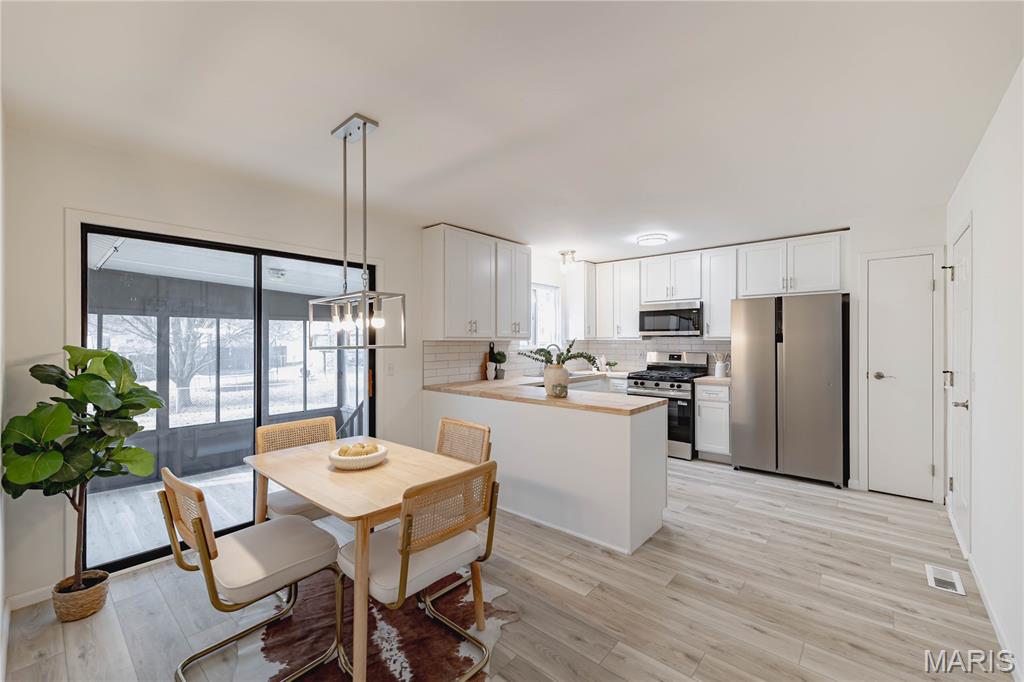 Fox Lake Meadows 1 - Residential